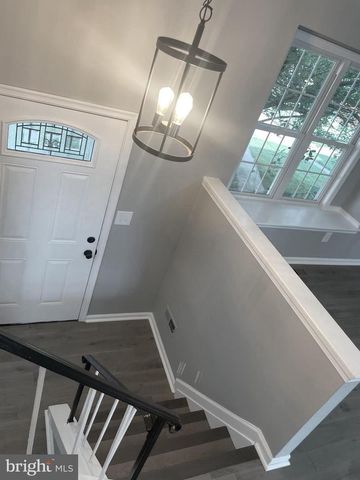 5751 S HIL MAR CIR, District Heights, MD 20747