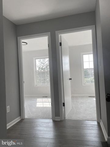 5751 S HIL MAR CIR, District Heights, MD 20747