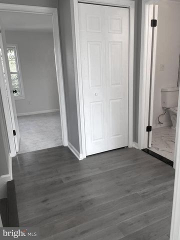 5751 S HIL MAR CIR, District Heights, MD 20747
