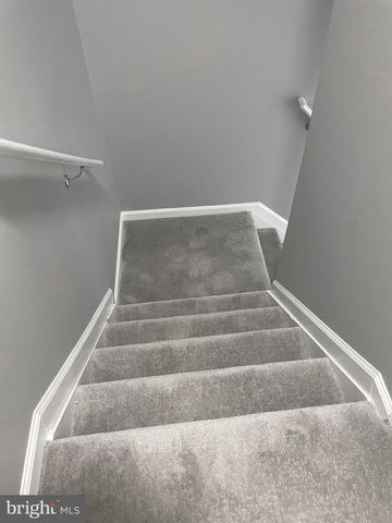 5751 S HIL MAR CIR, District Heights, MD 20747