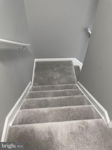 5751 S HIL MAR CIR, District Heights, MD 20747