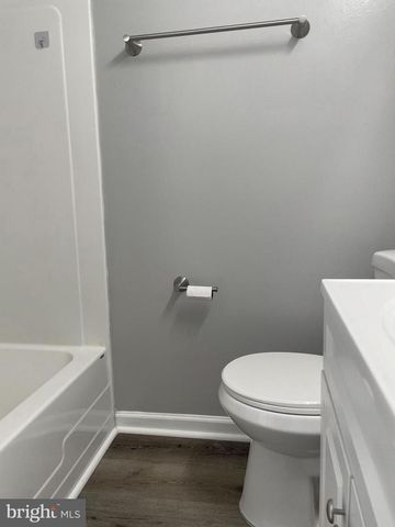 5751 S HIL MAR CIR, District Heights, MD 20747
