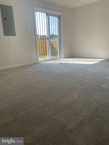 5751 S HIL MAR CIR, District Heights, MD 20747