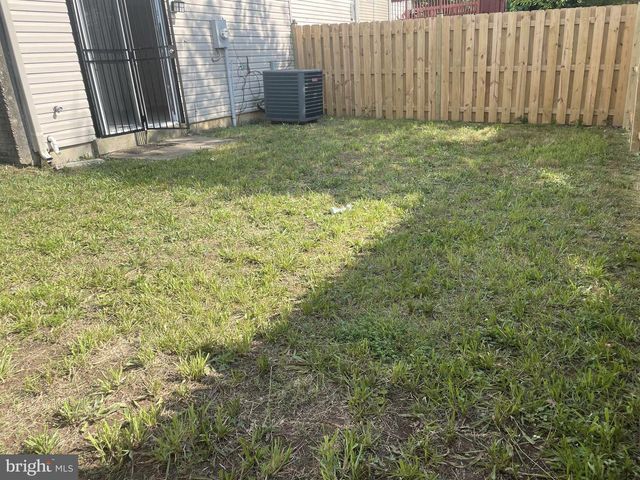 5751 S HIL MAR CIR, District Heights, MD 20747