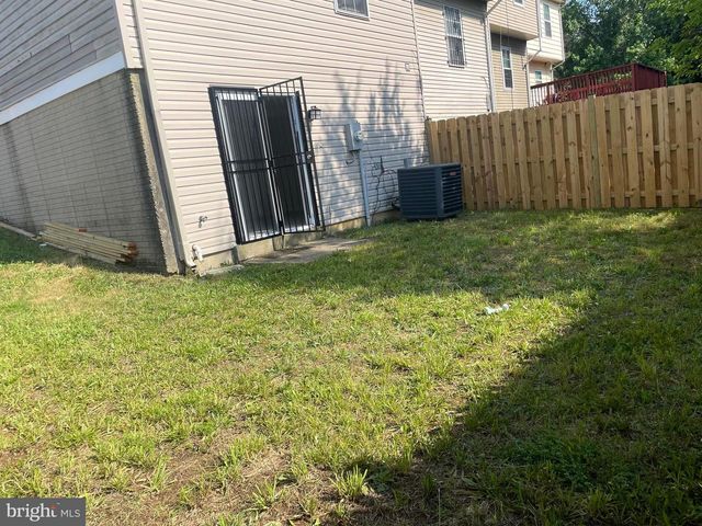 5751 S HIL MAR CIR, District Heights, MD 20747