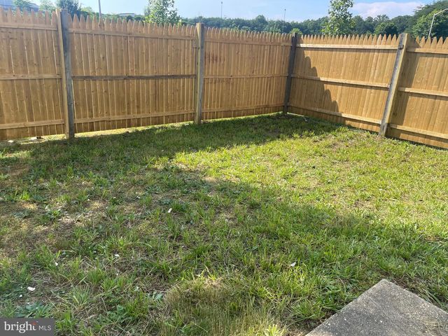 5751 S HIL MAR CIR, District Heights, MD 20747