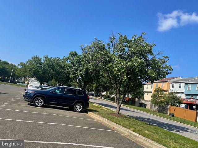 5751 S HIL MAR CIR, District Heights, MD 20747