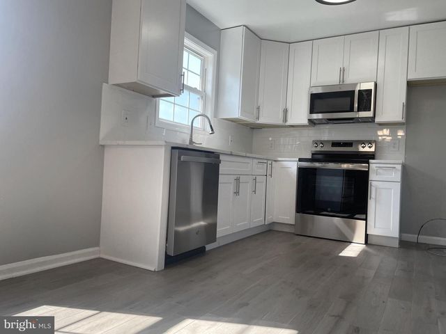 5751 S HIL MAR CIR, District Heights, MD 20747