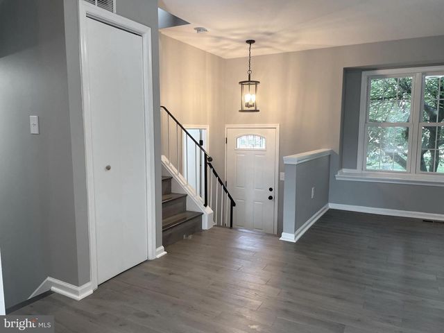 5751 S HIL MAR CIR, District Heights, MD 20747