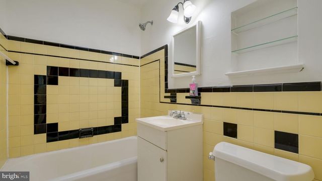 136 ACADEMY LN, Upper Darby, PA 19082