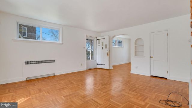 136 ACADEMY LN, Upper Darby, PA 19082