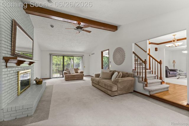 17520 Laurel Drive, Livonia, MI 48152