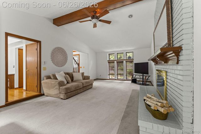 17520 Laurel Drive, Livonia, MI 48152