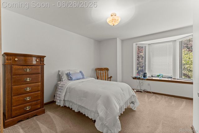 17520 Laurel Drive, Livonia, MI 48152