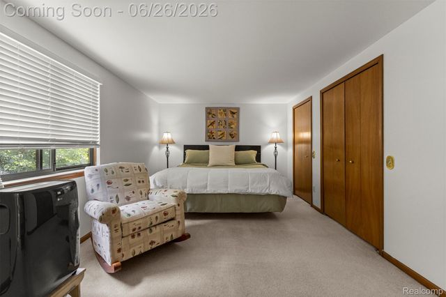 17520 Laurel Drive, Livonia, MI 48152