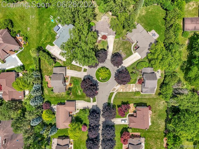 17520 Laurel Drive, Livonia, MI 48152