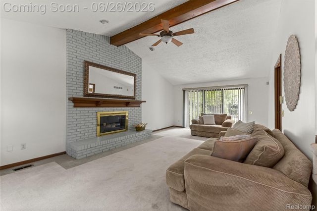 17520 Laurel Drive, Livonia, MI 48152
