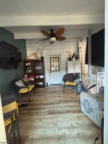 154 Sayre St, Elizabeth City, NJ 07208