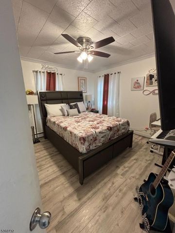 154 Sayre St, Elizabeth City, NJ 07208