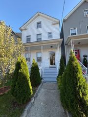 154 Sayre St, Elizabeth City, NJ 07208