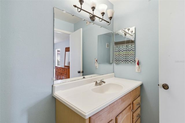 2685 SABAL SPRINGS CIRCLE 105, Clearwater, FL 33761