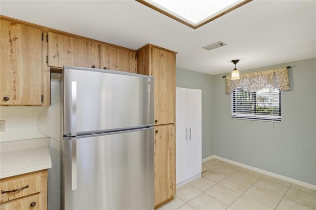 2685 SABAL SPRINGS CIRCLE 105, Clearwater, FL 33761