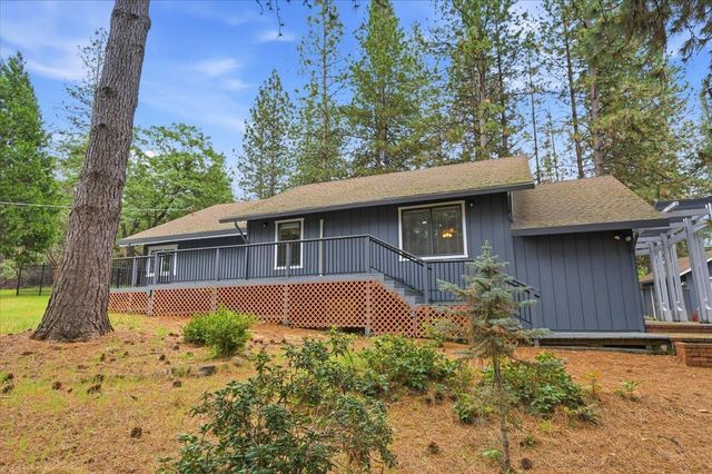 16631 Oscar Dr, Grass Valley, CA 95949