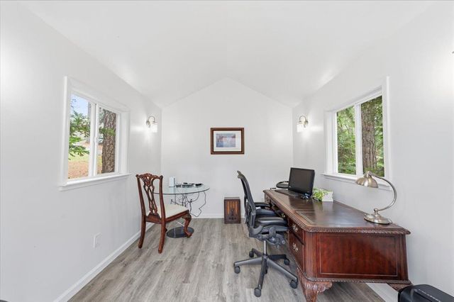 16631 Oscar Dr, Grass Valley, CA 95949
