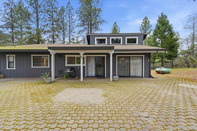 16631 Oscar Dr, Grass Valley, CA 95949