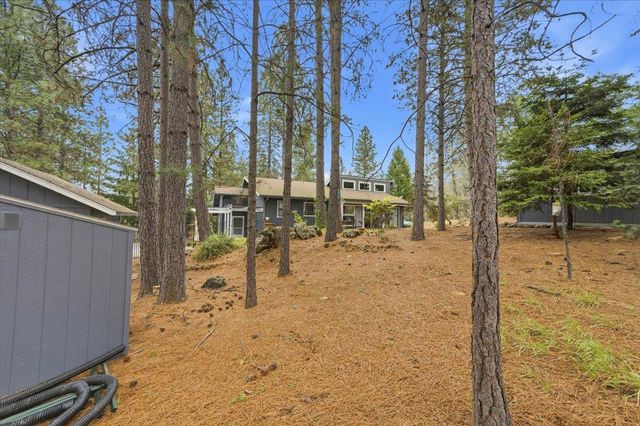 16631 Oscar Dr, Grass Valley, CA 95949
