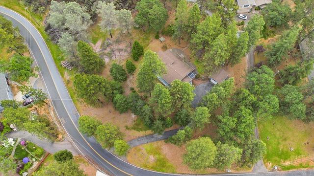 16631 Oscar Dr, Grass Valley, CA 95949