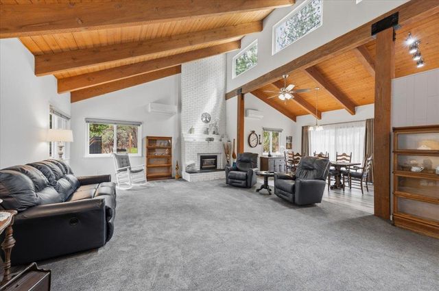16631 Oscar Dr, Grass Valley, CA 95949