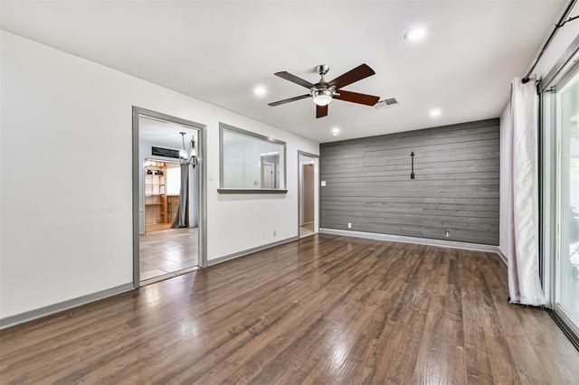 10314 Old Orchard Road, La Porte, TX 77571