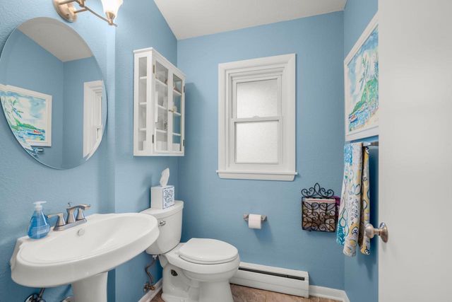 212 Parkway DRIVE, South Milwaukee, WI 53172
