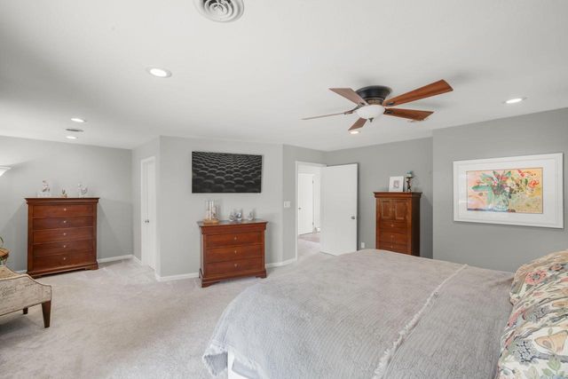 212 Parkway DRIVE, South Milwaukee, WI 53172