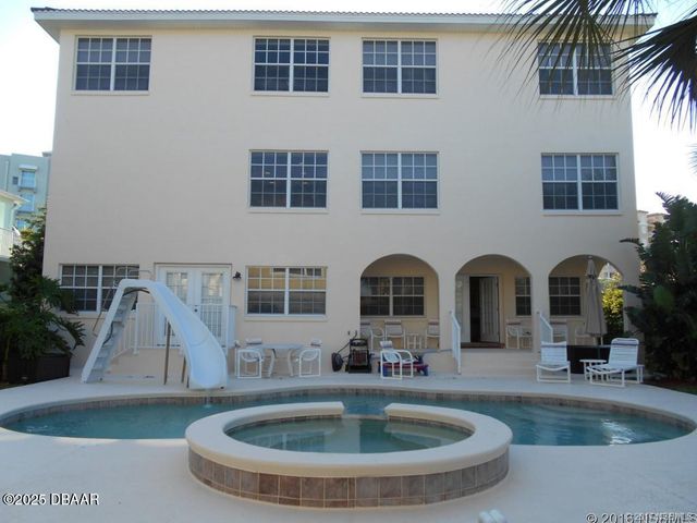 610 S Atlantic Avenue, New Smyrna Beach, FL 32169