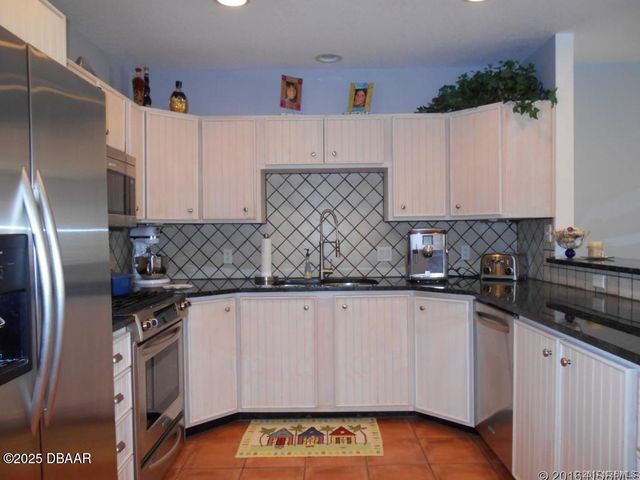 610 S Atlantic Avenue, New Smyrna Beach, FL 32169