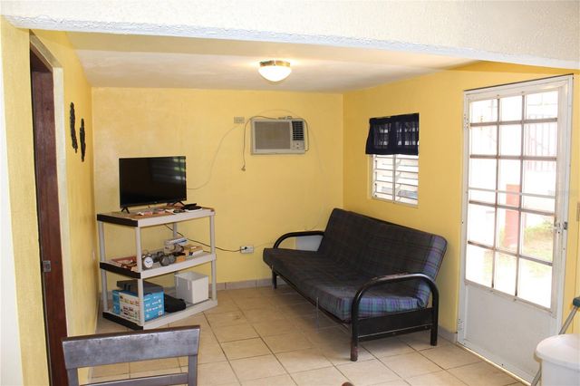 689-A SANDCZAR, Vieques, PR 00765