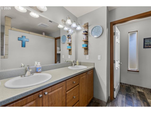 58400 4-K OVERLOOK Ln, John Day, OR 97845