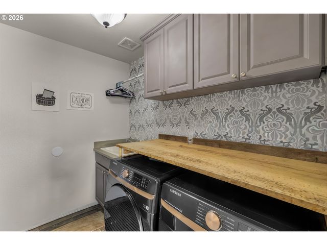 58400 4-K OVERLOOK Ln, John Day, OR 97845