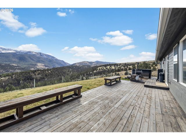 58400 4-K OVERLOOK Ln, John Day, OR 97845
