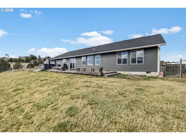 58400 4-K OVERLOOK Ln, John Day, OR 97845