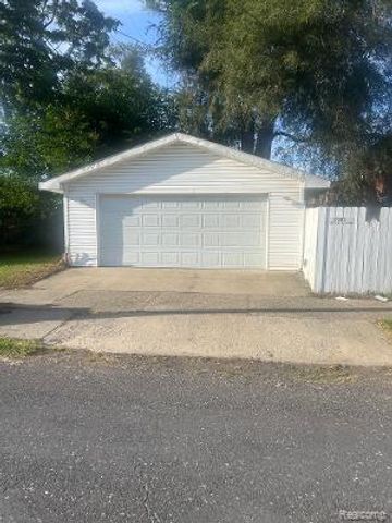 17303 N Monica Street, Detroit, MI 48221