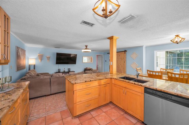 520 SANDY HOOK ROAD, Palm Harbor, FL 34683