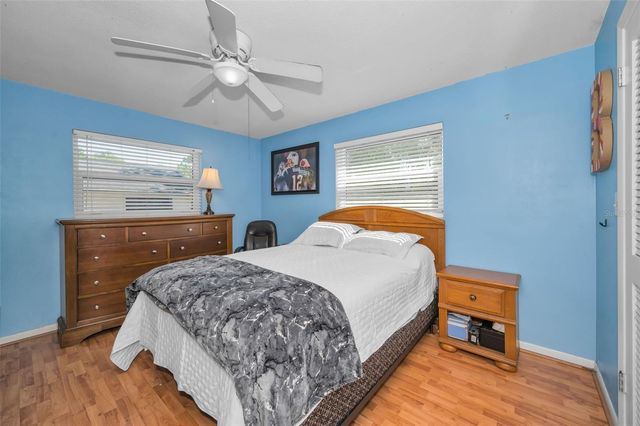 520 SANDY HOOK ROAD, Palm Harbor, FL 34683