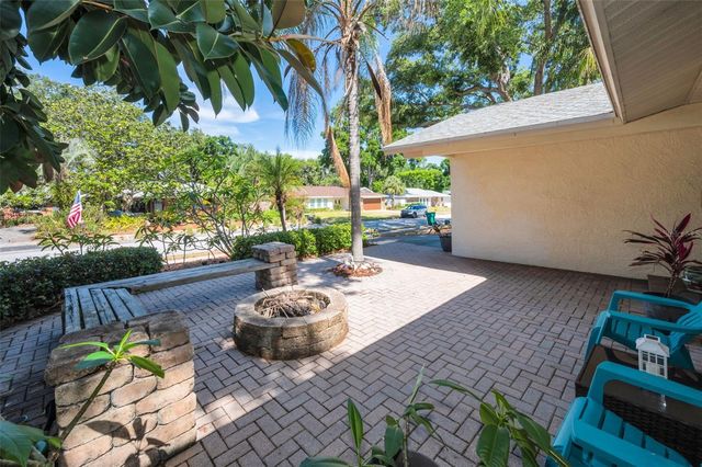 520 SANDY HOOK ROAD, Palm Harbor, FL 34683
