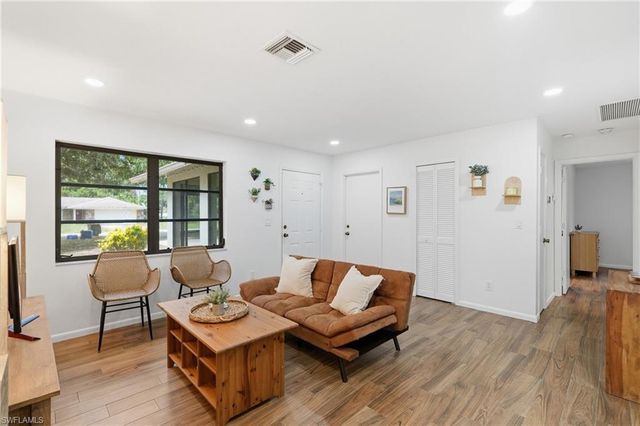 315 Roosevelt AVE, Lehigh Acres, FL 33936