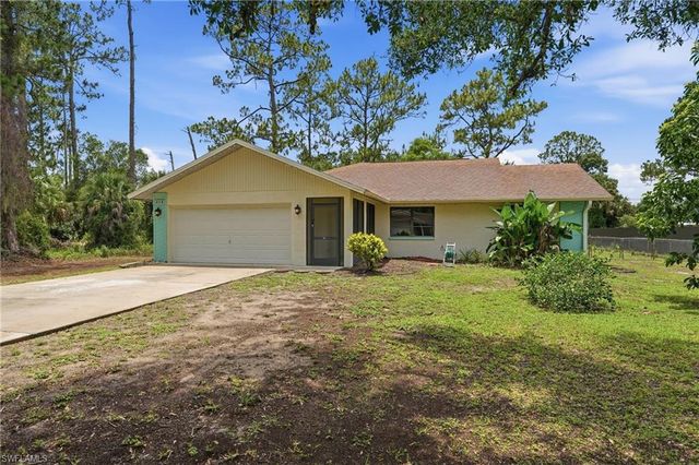 315 Roosevelt AVE, Lehigh Acres, FL 33936
