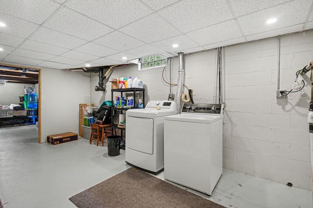 1089 Legion Park Drive, Holland, MI 49423