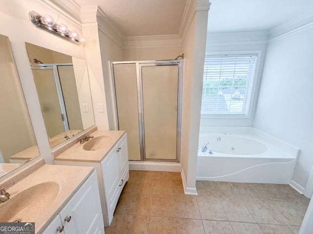 4129 Duncan Ives Drive, Buford, GA 30519